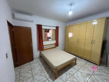Casa / Sobrado para Venda em Leme/SP Jardim Silvana 2 Quartos