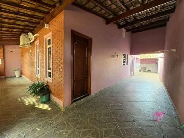 Casa / Sobrado para Venda em Leme/SP Vila Bom Jesus 3 Quartos