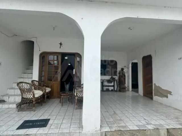 Casa / Sobrado para Venda em Limoeiro/PE Ponto Certo 4 Quartos