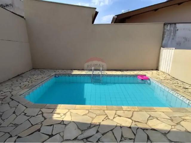 Casa / Sobrado para Venda em Lindóia/SP Centro 3 Quartos
