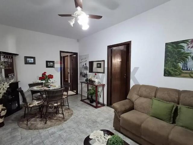 Casa / Sobrado para Venda em Lins/SP Jardim Alvorada 4 Quartos