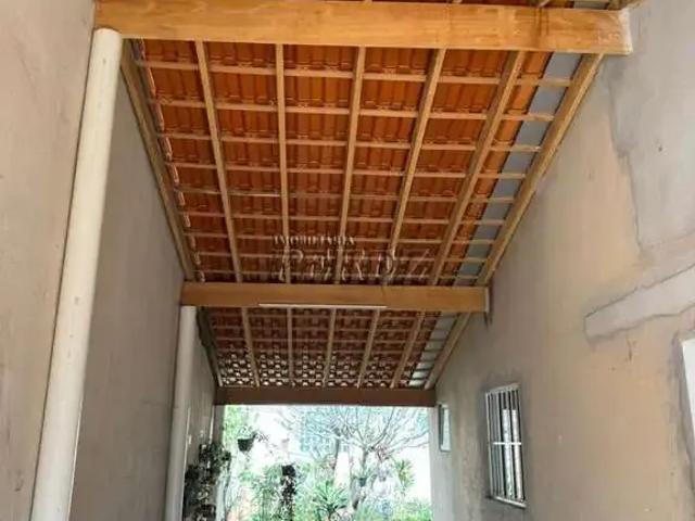 Casa / Sobrado para Venda em Londrina/PR Maria Lúcia 3 Quartos