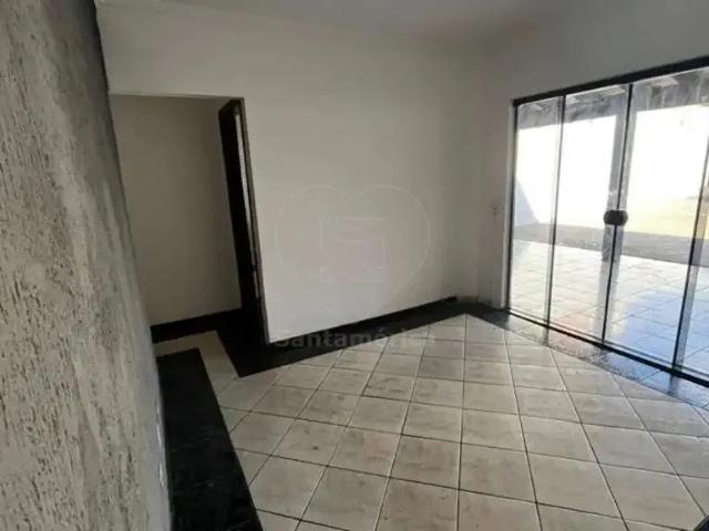Casa / Sobrado para Venda em Londrina/PR Maria Lúcia 3 Quartos