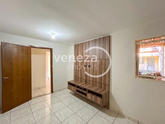 Casa / Sobrado para Venda em Londrina/PR Maria Lúcia 4 Quartos