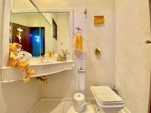 Casa / Sobrado para Venda em Londrina/PR Mediterrâneo 5 Quartos