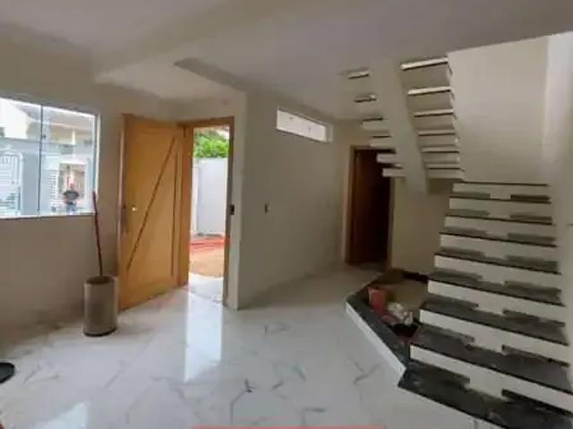 Casa / Sobrado para Venda em Londrina/PR Messiânico 3 Quartos