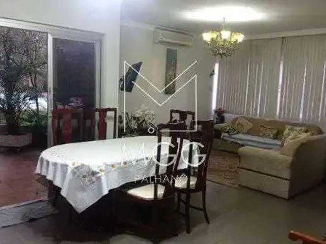 Casa / Sobrado para Venda em Londrina/PR Messiânico 4 Quartos