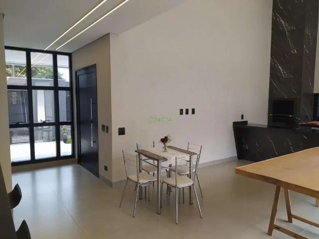 Casa / Sobrado para Venda em Londrina/PR Monte Belo 3 Quartos