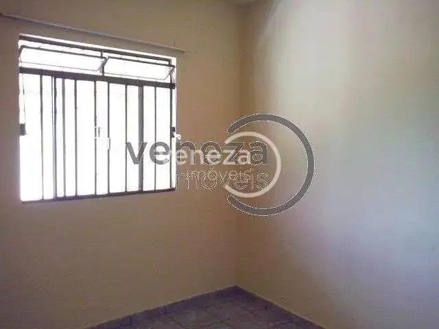 Casa / Sobrado para Venda em Londrina/PR Operária 2 Quartos