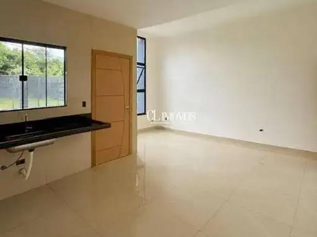 Casa / Sobrado para Venda em Londrina/PR Aeroporto 2 Quartos
