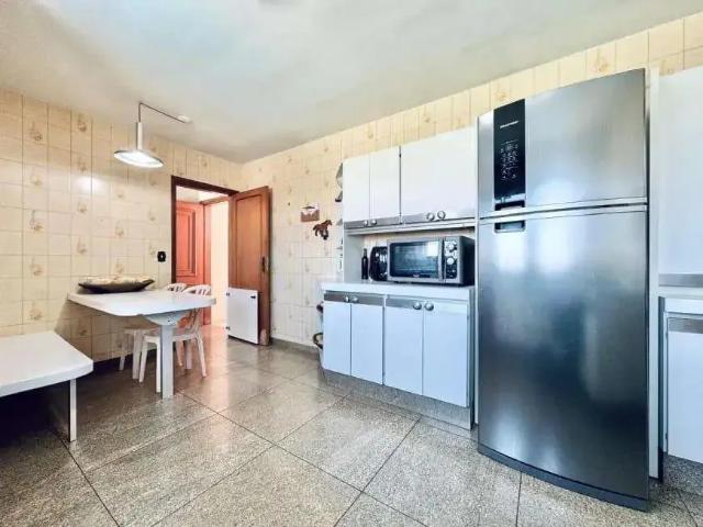 Casa / Sobrado para Venda em Londrina/PR Andrade 4 Quartos