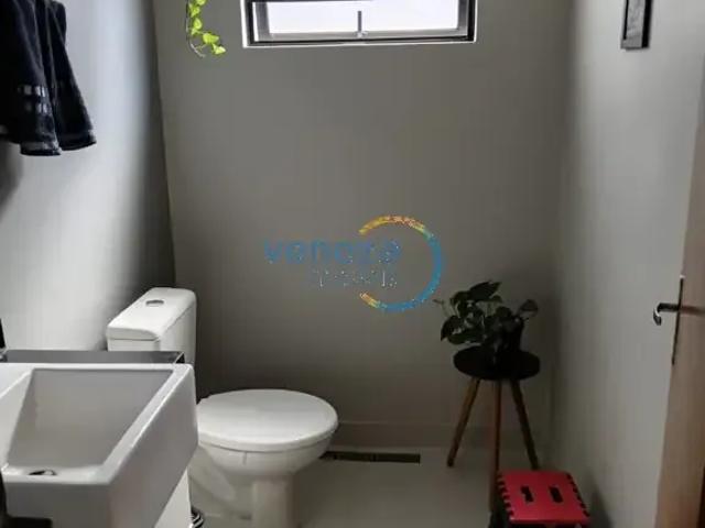 Casa / Sobrado para Venda em Londrina/PR Bandeirantes 4 Quartos