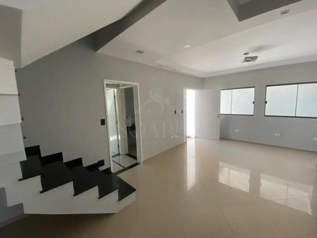 Casa / Sobrado para Venda em Londrina/PR Bandeirantes 4 Quartos