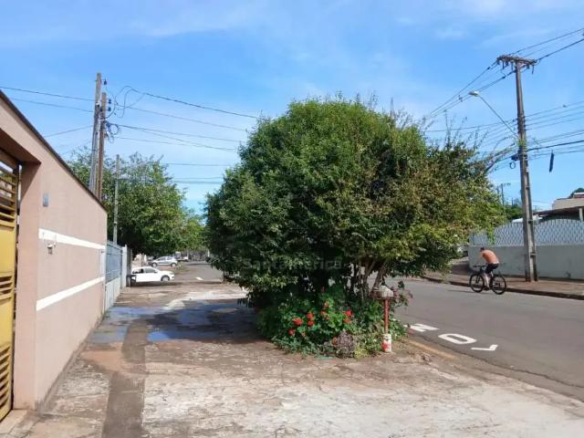 Casa / Sobrado para Venda em Londrina/PR Bandeirantes 3 Quartos