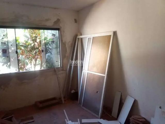 Casa / Sobrado para Venda em Londrina/PR Bandeirantes 3 Quartos