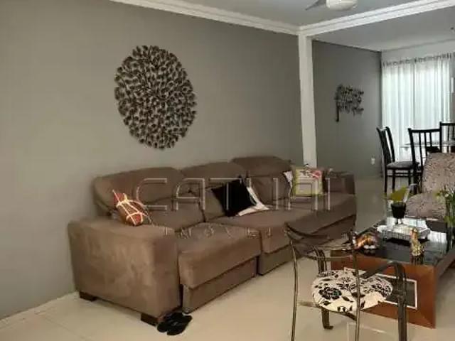 Casa / Sobrado para Venda em Londrina/PR Califórnia 3 Quartos