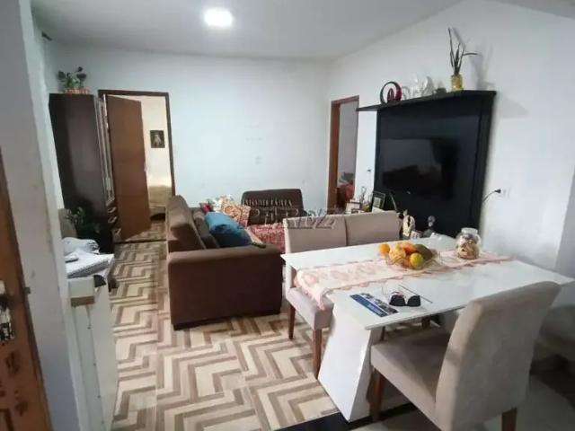 Casa / Sobrado para Venda em Londrina/PR Califórnia 3 Quartos