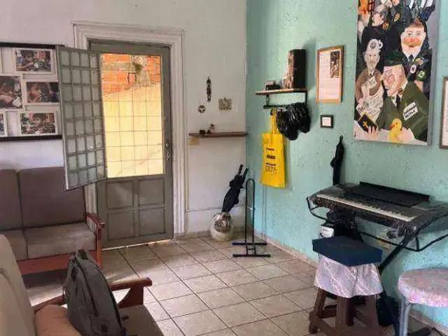 Casa / Sobrado para Venda em Londrina/PR Champagnat 4 Quartos