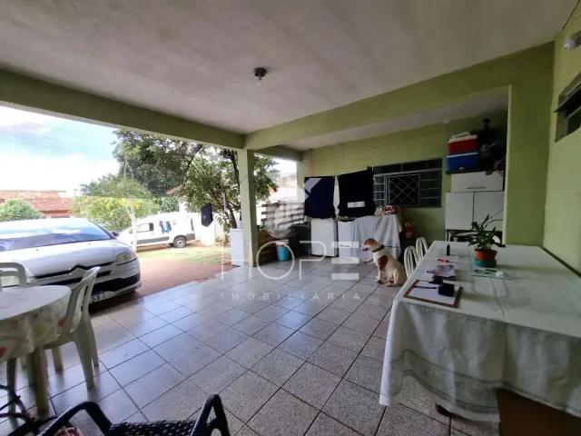Casa / Sobrado para Venda em Londrina/PR Coliseu 3 Quartos