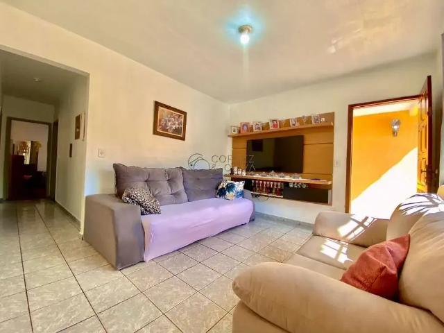 Casa / Sobrado para Venda em Londrina/PR Coliseu 5 Quartos