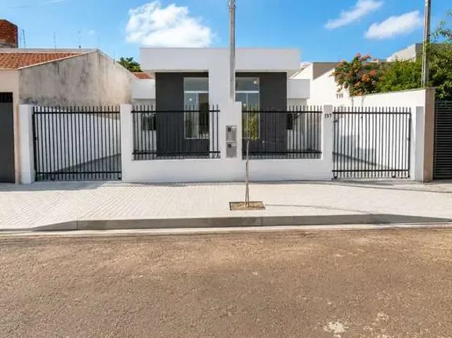 Casa / Sobrado para Venda em Londrina/PR Colúmbia 2 Quartos