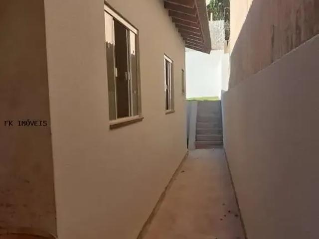 Casa / Sobrado para Venda em Londrina/PR Colúmbia 2 Quartos
