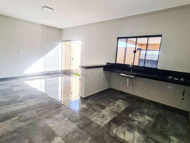 Casa / Sobrado para Venda em Londrina/PR Colúmbia 3 Quartos