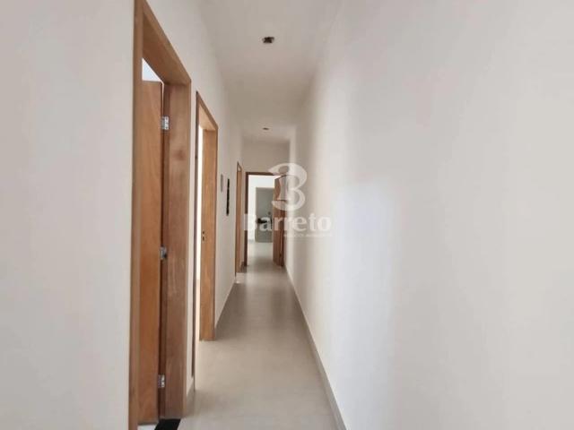 Casa / Sobrado para Venda em Londrina/PR Colúmbia 3 Quartos