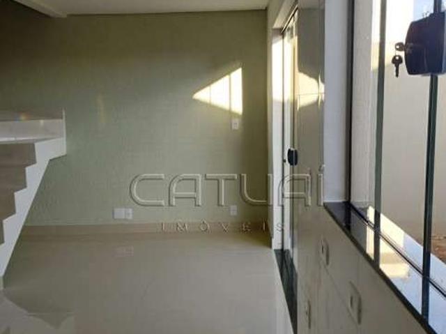 Casa / Sobrado para Venda em Londrina/PR Colúmbia 3 Quartos