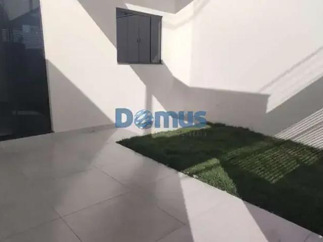 Casa / Sobrado para Venda em Londrina/PR Colúmbia 3 Quartos