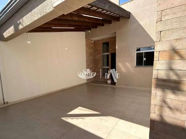 Casa / Sobrado para Venda em Londrina/PR Colúmbia 3 Quartos