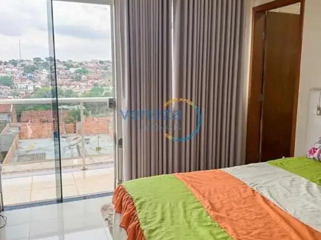 Casa / Sobrado para Venda em Londrina/PR Colúmbia 3 Quartos