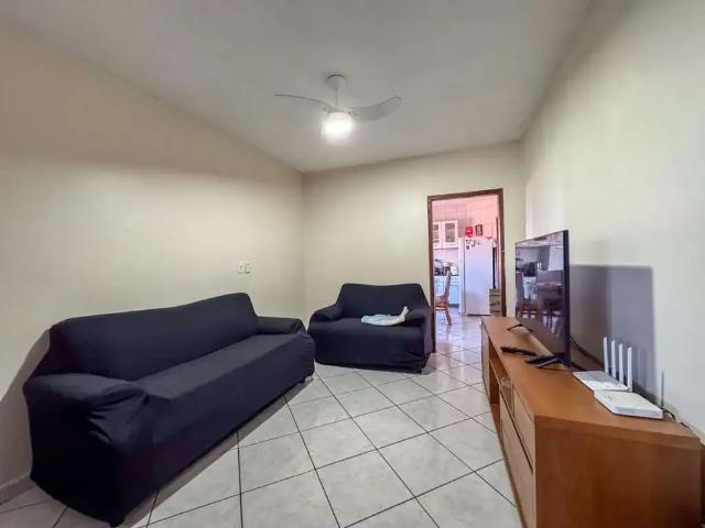 Casa / Sobrado para Venda em Londrina/PR Colúmbia 5 Quartos