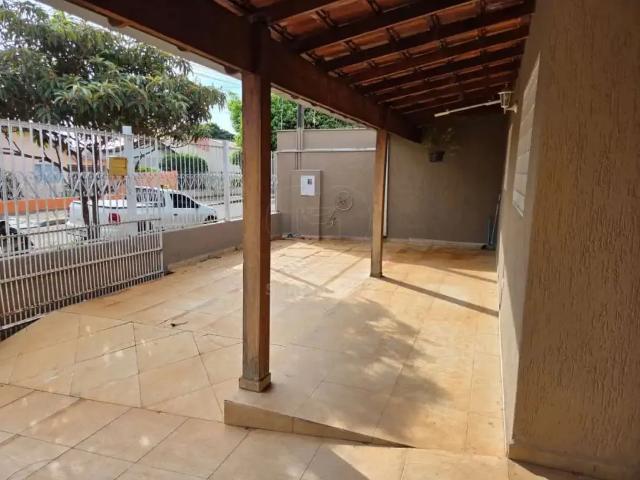 Casa / Sobrado para Venda em Londrina/PR Conjunto Habitacional Violim 3 Quartos