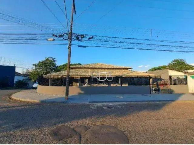 Casa / Sobrado para Venda em Londrina/PR Conjunto Habitacional Alexandre Urbanas 3 Quartos