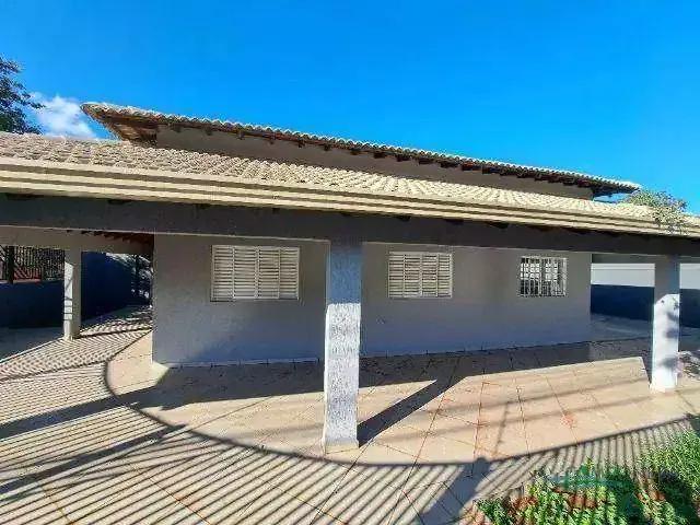 Casa / Sobrado para Venda em Londrina/PR Conjunto Habitacional Alexandre Urbanas 3 Quartos