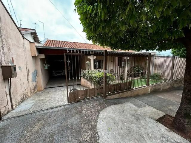 Casa / Sobrado para Venda em Londrina/PR Conjunto Habitacional José Giordano 3 Quartos