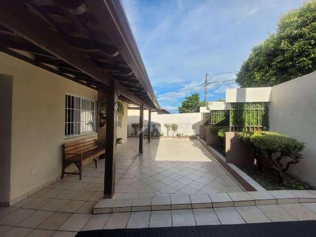 Casa / Sobrado para Venda em Londrina/PR Dom Pedro II 3 Quartos
