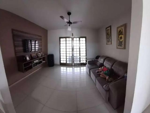 Casa / Sobrado para Venda em Londrina/PR Dom Pedro II 3 Quartos