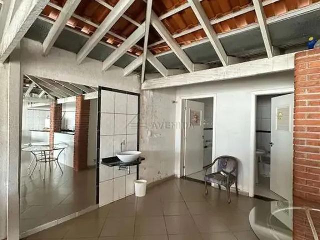 Casa / Sobrado para Venda em Londrina/PR Guanabara 4 Quartos