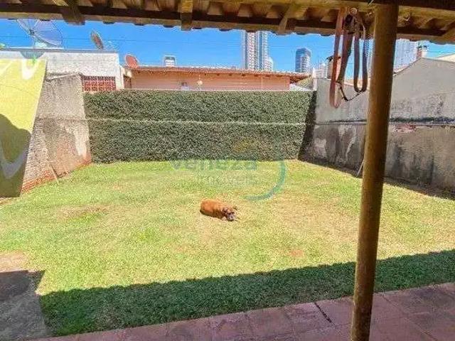 Casa / Sobrado para Venda em Londrina/PR Guanabara 2 Quartos