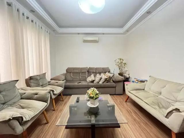 Casa / Sobrado para Venda em Londrina/PR Gávea 3 Quartos