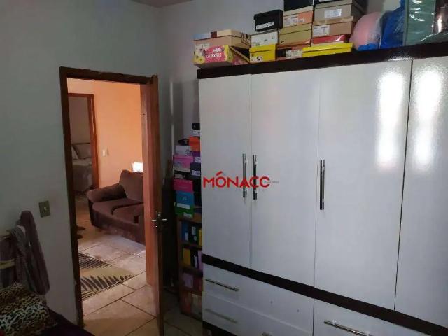 Casa / Sobrado para Venda em Londrina/PR Ideal 5 Quartos