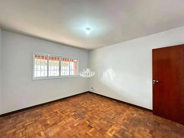 Casa / Sobrado para Venda em Londrina/PR Igapó 3 Quartos
