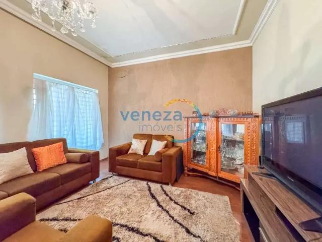 Casa / Sobrado para Venda em Londrina/PR Jardim Tatiani 5 Quartos