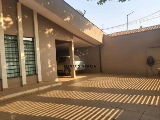 Casa / Sobrado para Venda em Londrina/PR Jardim Adriana II 3 Quartos