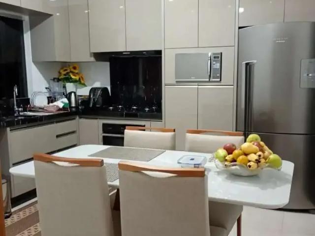 Casa / Sobrado para Venda em Londrina/PR Jardim Colúmbia D 3 Quartos