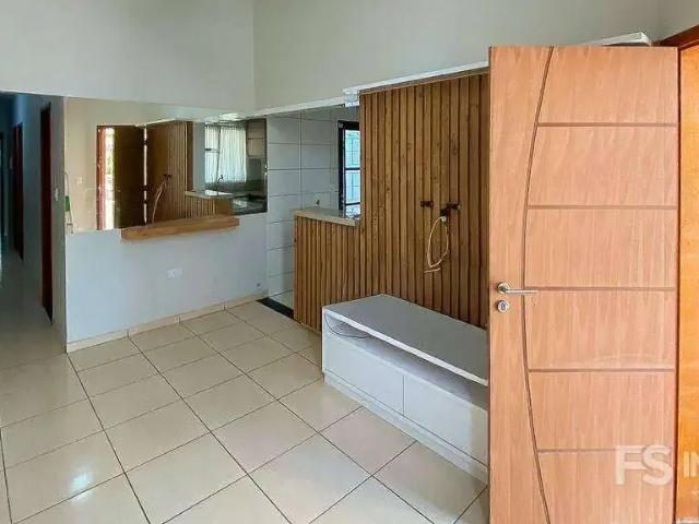 Casa / Sobrado para Venda em Londrina/PR Jardim da Luz 3 Quartos