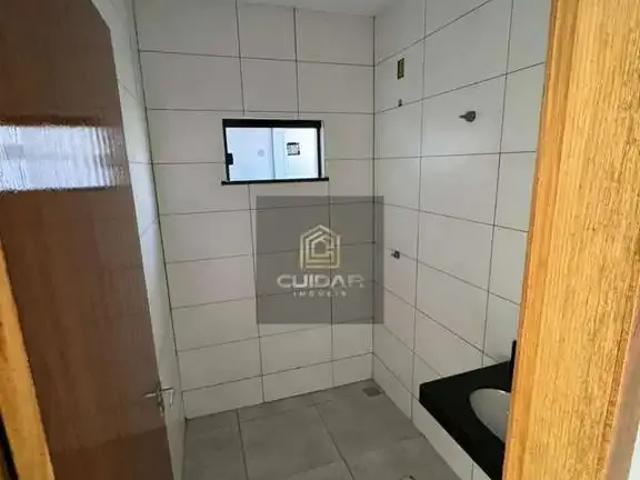 Casa / Sobrado para Venda em Londrina/PR Jardim Moema 2 Quartos