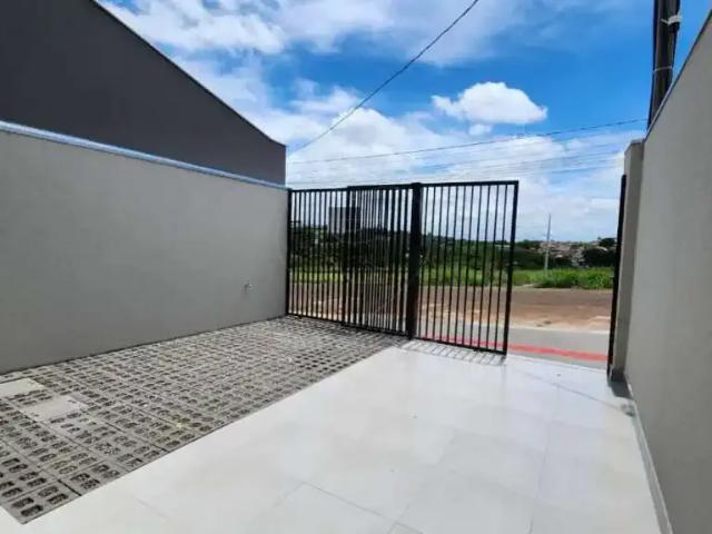 Casa / Sobrado para Venda em Londrina/PR Jardim Moema 3 Quartos